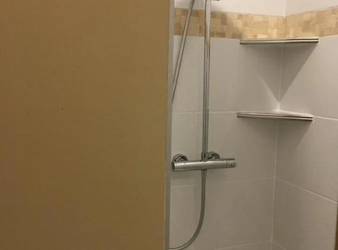 La De Claire, Climatisation, Parking * Gréoux-les-Bains